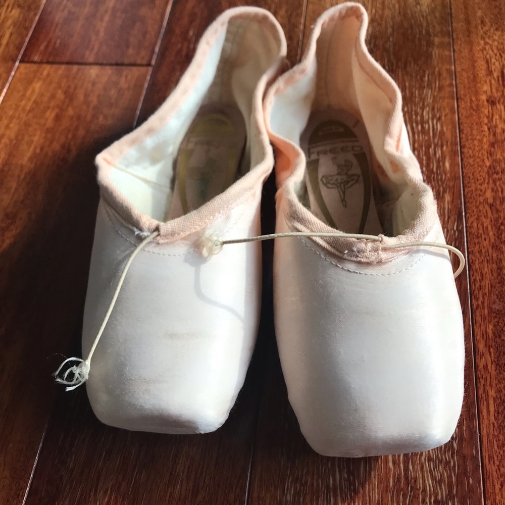 NEW Freed Pointe Shoes